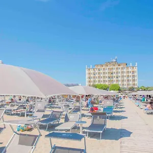 Fabilia Family 3*, Lido di Classe Italia